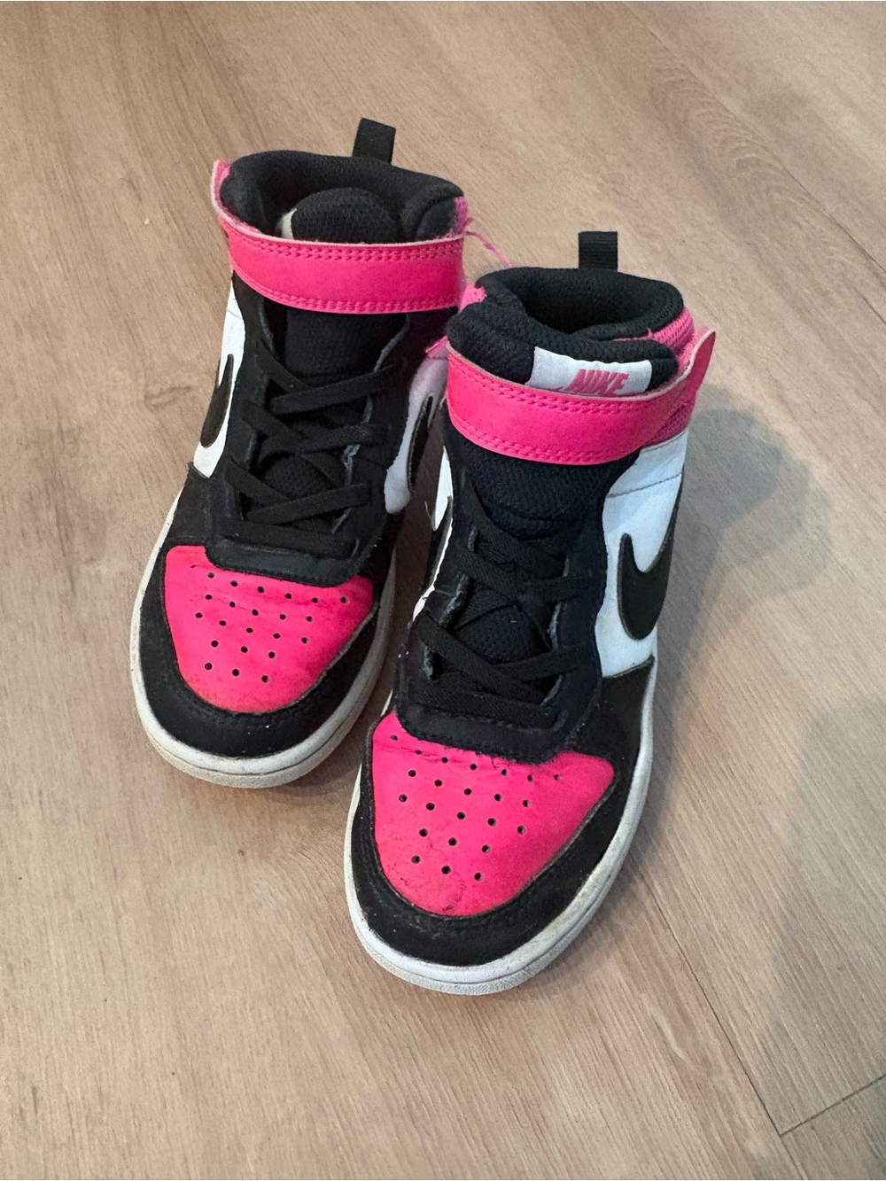 Nike Kids High-Top Sneakers in Black, White & Pink
